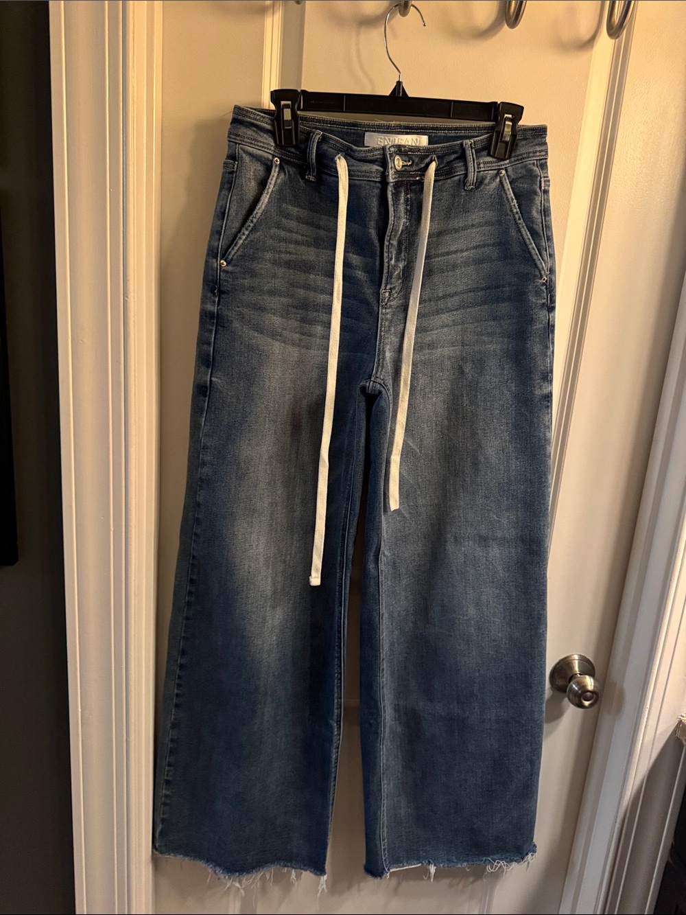 Wide-Leg Denim Jeans with Drawstring Waist